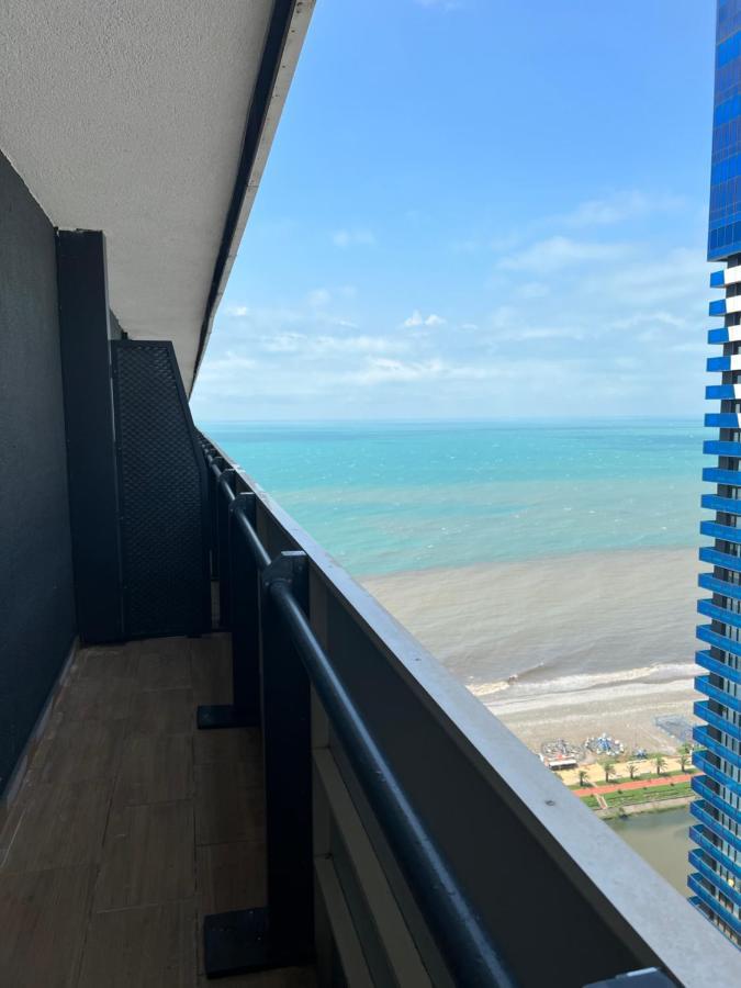 Orbi City Lux Apartment บาทูมิ ภายนอก รูปภาพ