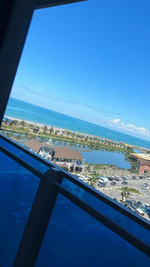 Orbi City Lux Apartment บาทูมิ ภายนอก รูปภาพ