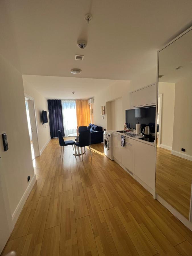 Orbi City Lux Apartment บาทูมิ ภายนอก รูปภาพ